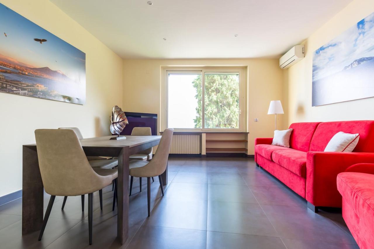 Villa Dolcevita With Parking By Napoliapartments Dış mekan fotoğraf