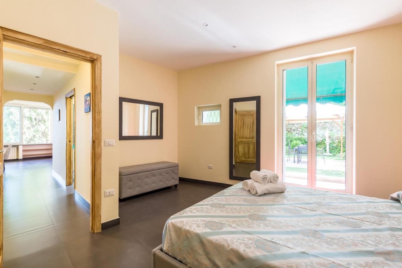 Villa Dolcevita With Parking By Napoliapartments Dış mekan fotoğraf